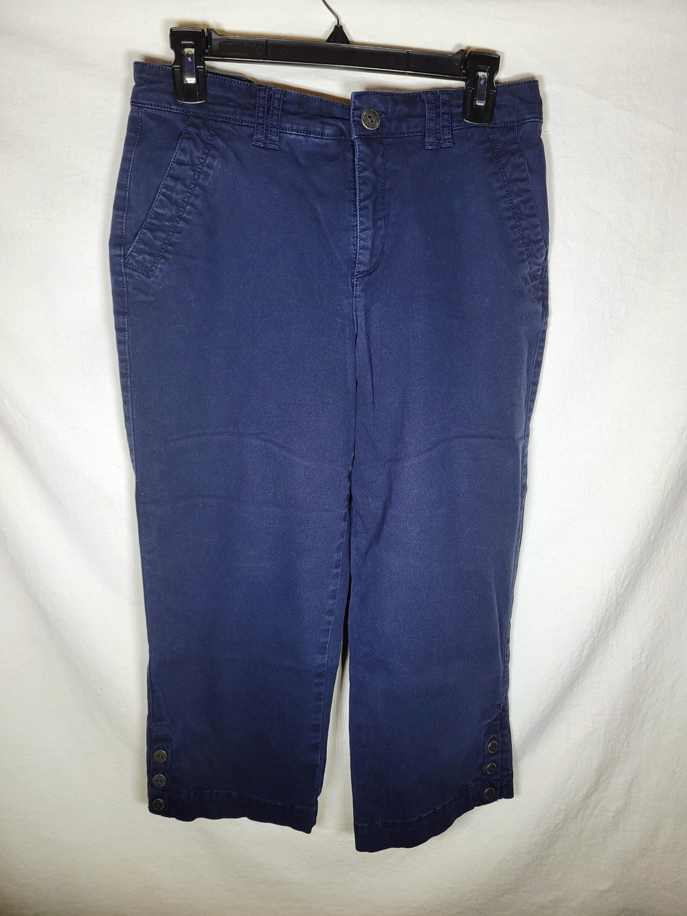 Women’s Navy Blue Crop Capris 6